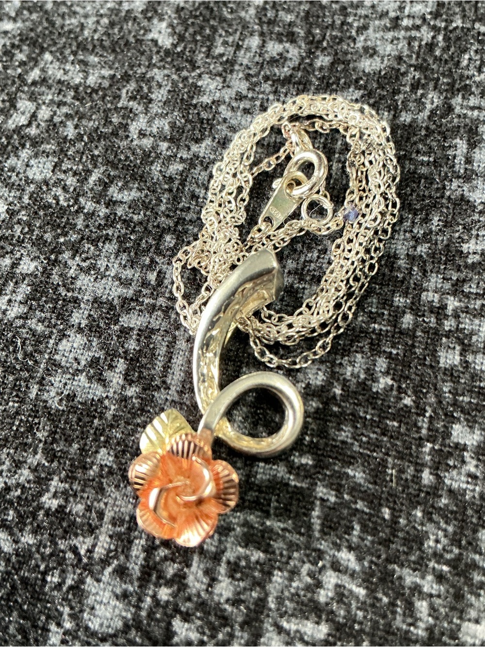 Black Hills Gold C.Co. 925/ 12K Flower Rose Slider Pendant Necklace